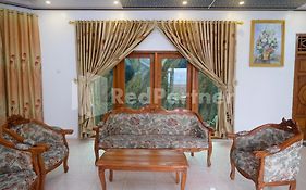 Wisma Giri Mulyo B Near Grojogan Sewu Mitra Reddoorz